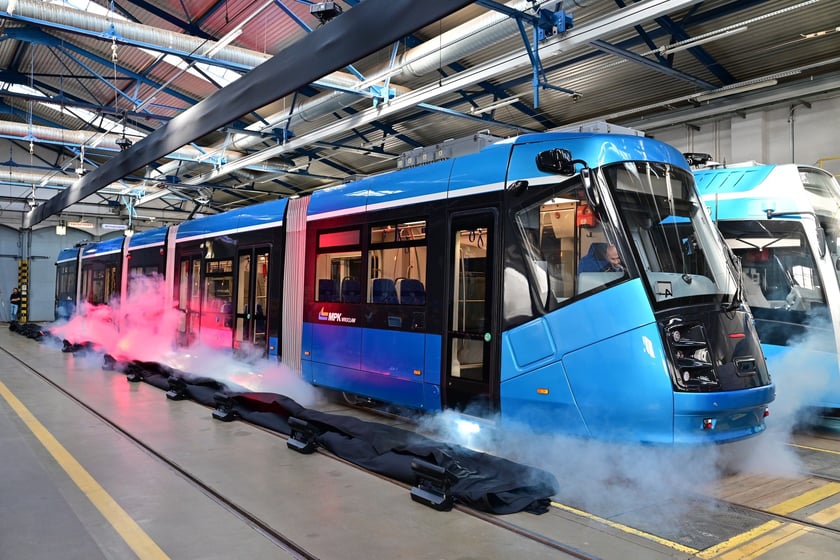 Prezentacja pierwszej zmodernizowanej Skody 19T na zajezdni Borek