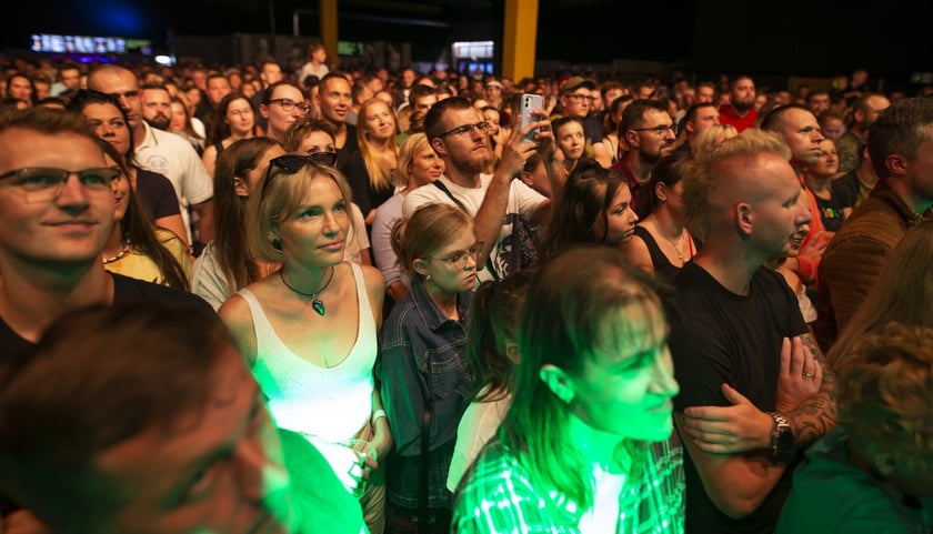 Koncert w rocznice powodzi Wrocław 22 sierpnia, MESAJAH feat, Grubson, Jagoda Kret, Sound?n?Grace, Miodu (Jamal), Gutek (Indios Bravos), I Grades, Kasia Kowalska.