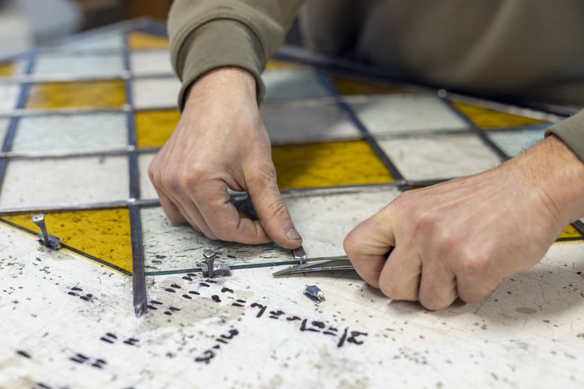 Łączenie szkieł ołowiem