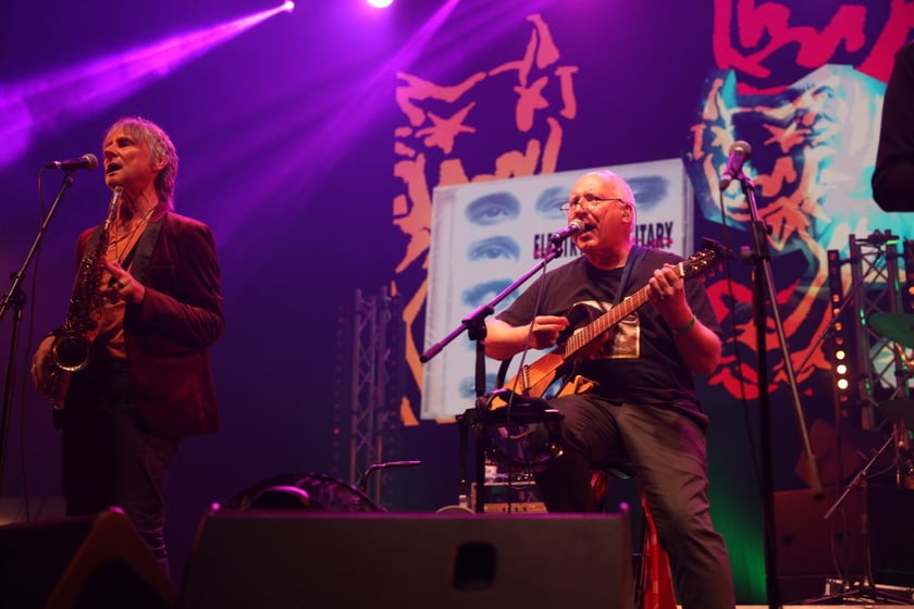 Zagrały gwiazdy IRA, Elektryczne Gitary i T.Love. wROCK for Freedom w Hali Stulecia