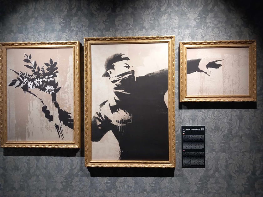 Banksy we Wrocławiu. Na zdjęciu jego prace prezentowane w hali IASE przy ul. Wystawowej