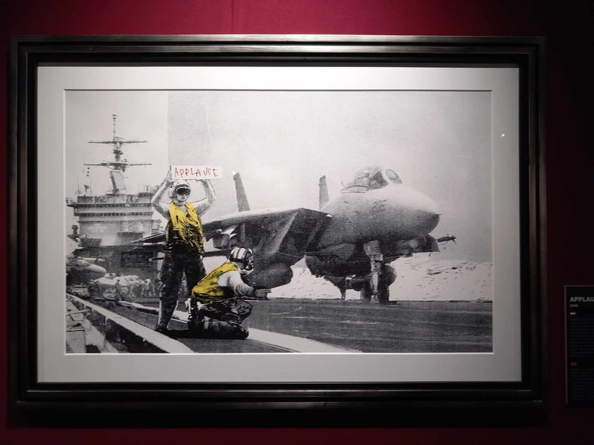 Banksy we Wrocławiu. Na zdjęciu jego prace prezentowane w hali IASE przy ul. Wystawowej