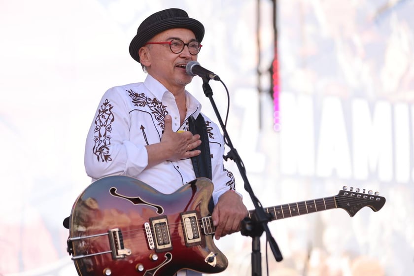 Gitarzyści na wrocławskim rynku. Gitarowy Rekord Świata 2024