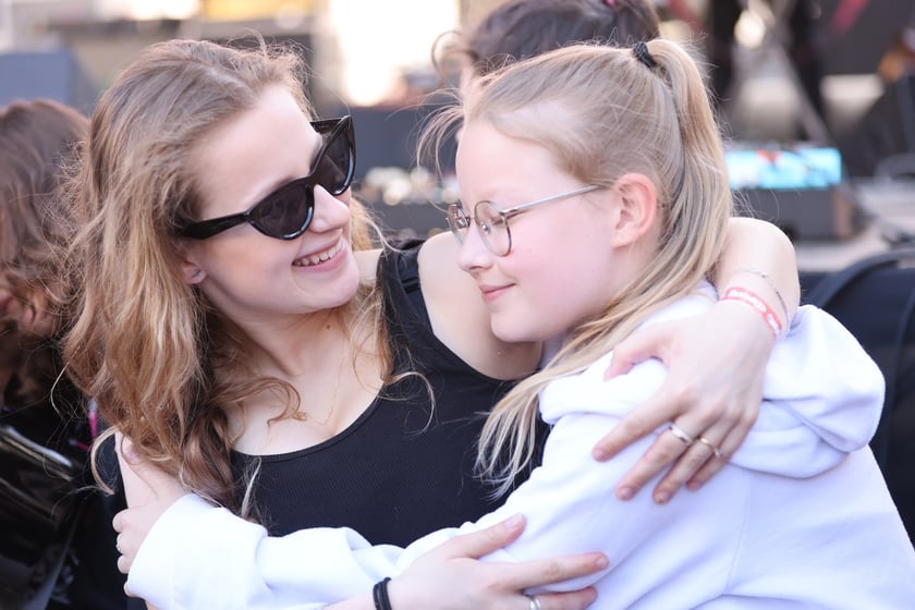 Gitarzyści na wrocławskim rynku. Gitarowy Rekord Świata 2024