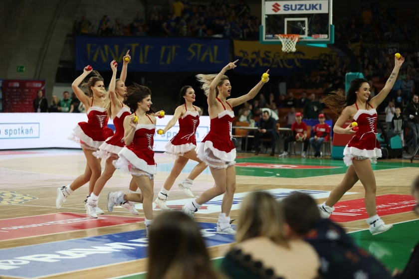 Mecz koszykarzy Śląska Wrocław ze BM Stalą Ostrów Wielkopolski