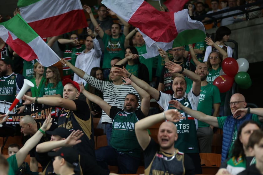 Zdjęcie z niedzielnego meczu koszykarskiego Śląska Wrocław w Hali Stulecia