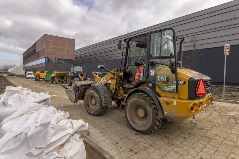 Wielofunkcyjna hala sportowa przy ul. Kłokoczyckiej we Wrocławiu