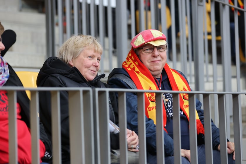 Zdjęcia kibiców z meczu żużlowego Betard Sparta Wrocław - Stal Gorzów, 7 maja 2023 r.