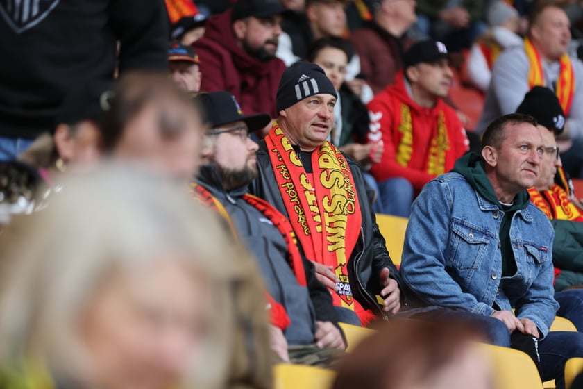 Zdjęcia kibiców z meczu żużlowego Betard Sparta Wrocław - Stal Gorzów, 7 maja 2023 r.