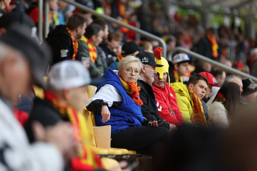 Zdjęcia kibiców z meczu żużlowego Betard Sparta Wrocław - Stal Gorzów, 7 maja 2023 r.