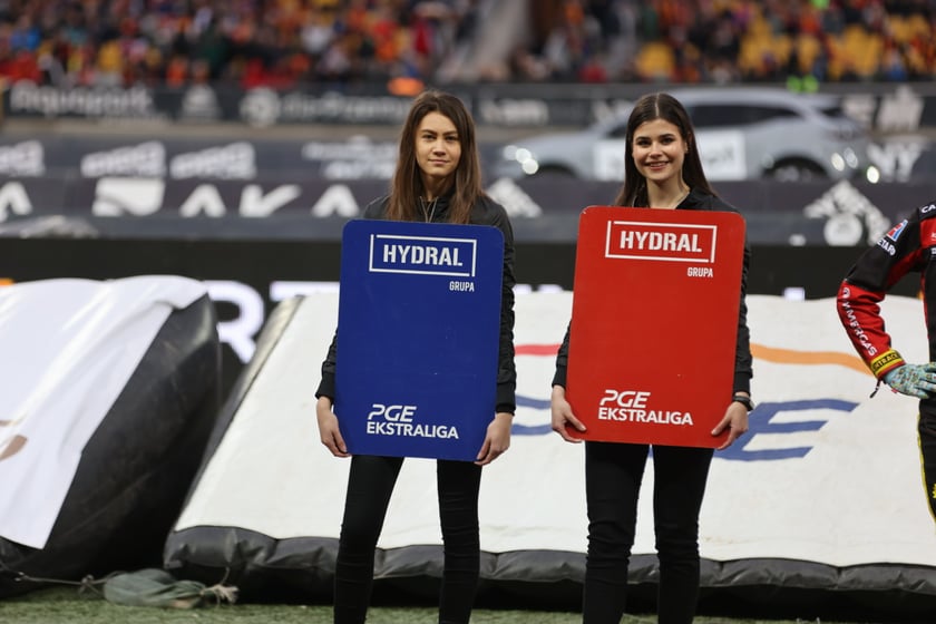 Zdjęcia kibiców z meczu żużlowego Betard Sparta Wrocław - Stal Gorzów, 7 maja 2023 r.