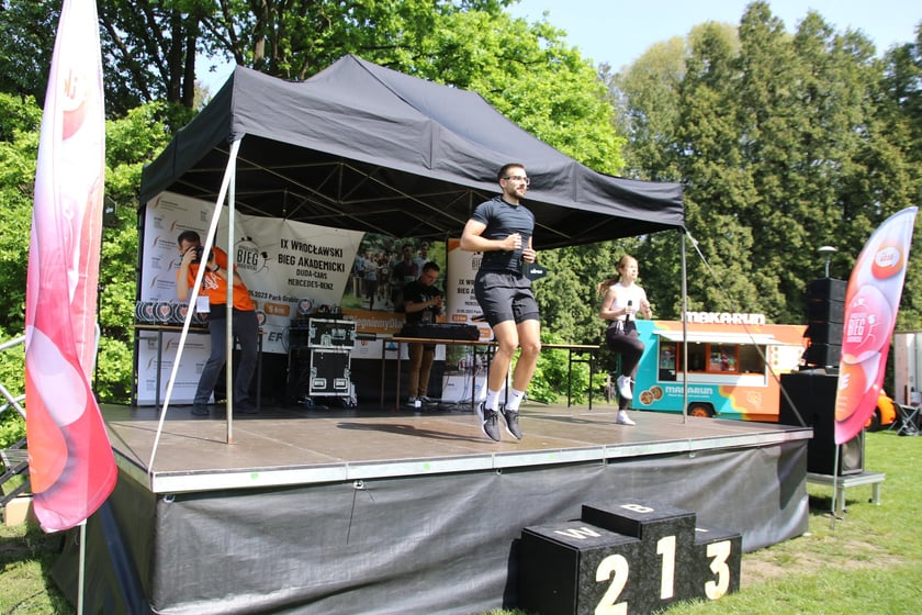 Uczestnicy Wrocławskiego Biegu Akademickiego