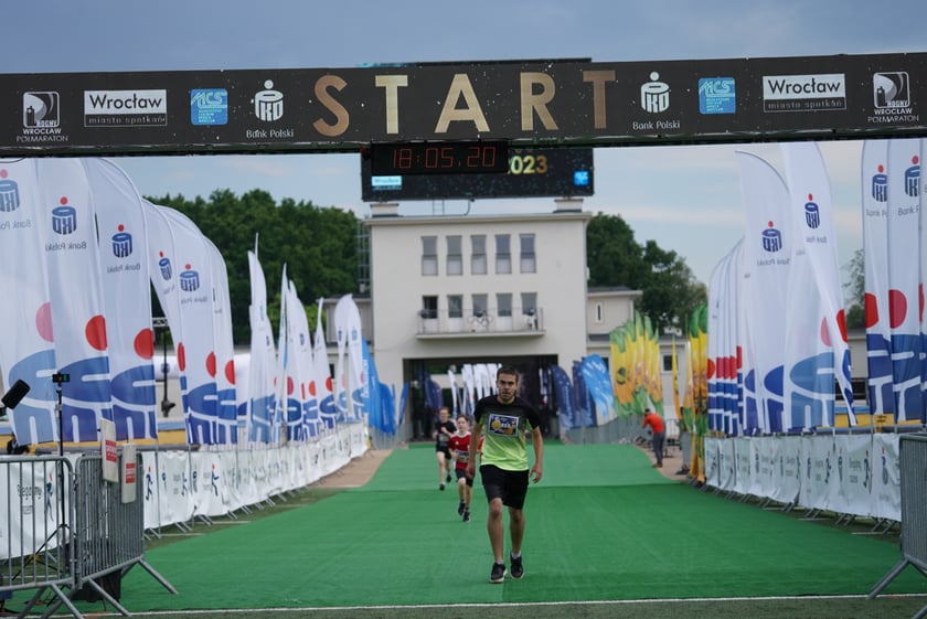 Uczestnicy Biegu Rodzinnego we Wrocławiu