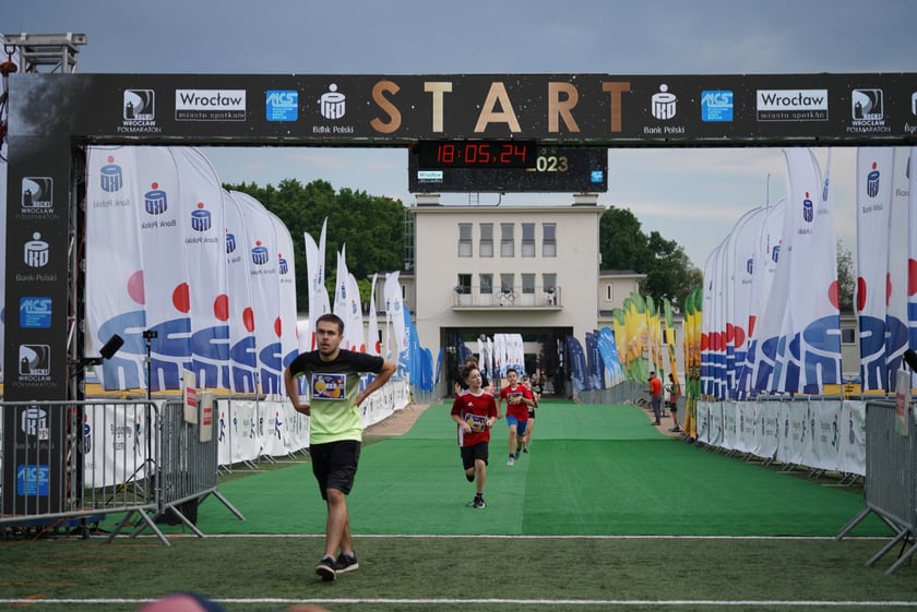 Uczestnicy Biegu Rodzinnego we Wrocławiu