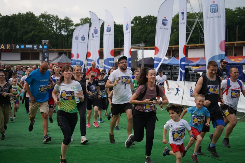 Uczestnicy Biegu Rodzinnego we Wrocławiu