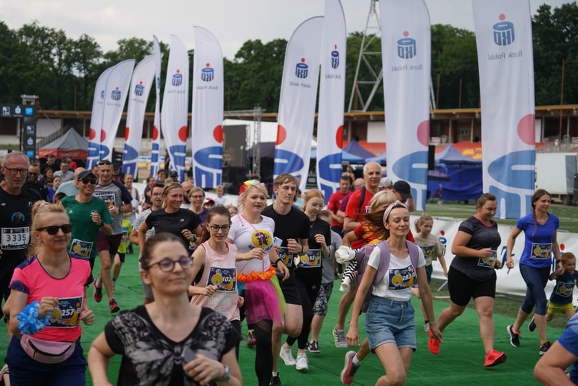 Uczestnicy Biegu Rodzinnego we Wrocławiu