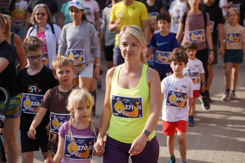 Uczestnicy Biegu Rodzinnego we Wrocławiu