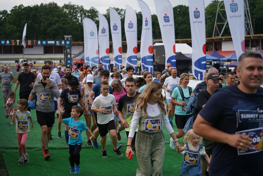 Uczestnicy Biegu Rodzinnego we Wrocławiu