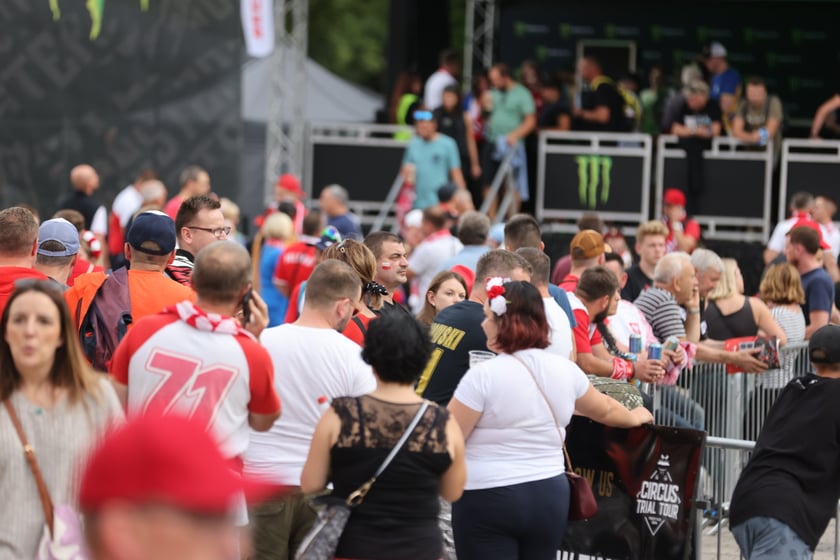 Kibice podczas Drużynowego Pucharu Świata w żużlu, Wrocław, 29 lipca 2023