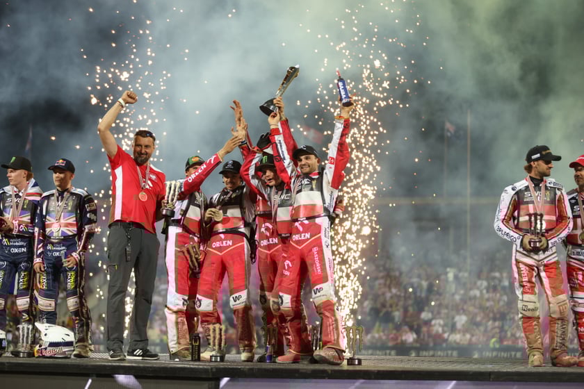 Wrocław, 29 lipca 2023, polscy żużlowcy z Drużynowym Pucharem Świata