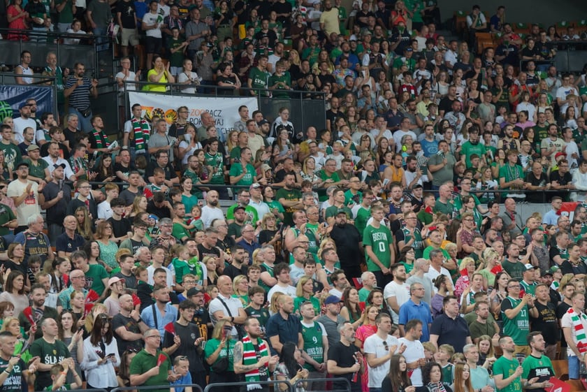 Mecz Śląska Wrocław z Treflem Sopot w Hali Stulecia.