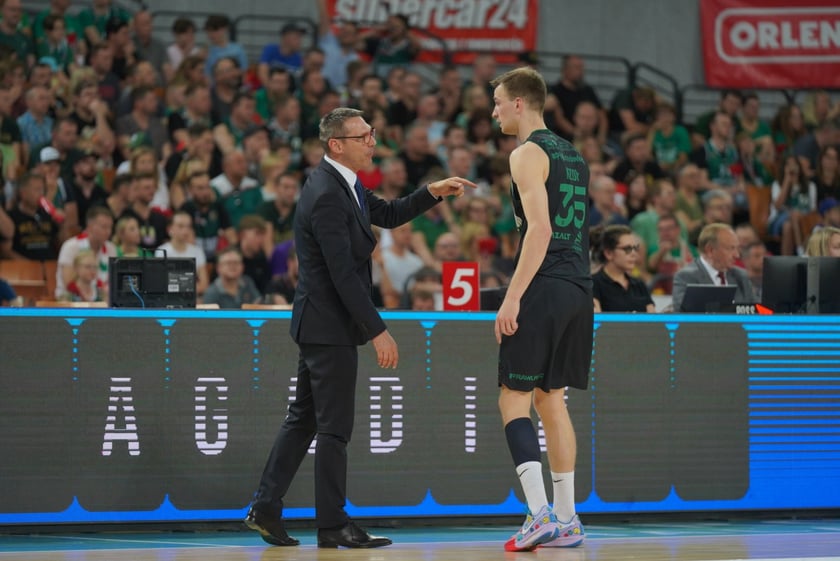 Mecz Śląska Wrocław z Treflem Sopot w Hali Stulecia.