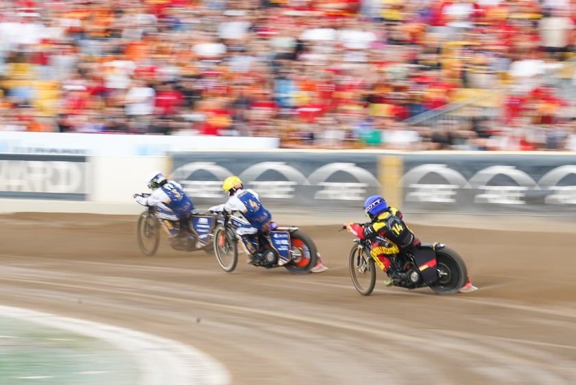 Kibice podczas meczu żużlowego Betard Sparta Wrocław - Motor Lublin na Stadionie Olimpijskim we Wrocławiu - 9 sierpnia 2024 r.