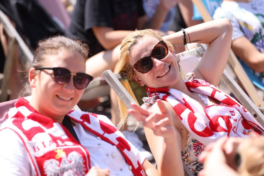 Finałowy mecz Polska-Francja  w siatkówce mężczyzn - Strefa Kibica w Porcie Węglowym we Wrocławiu