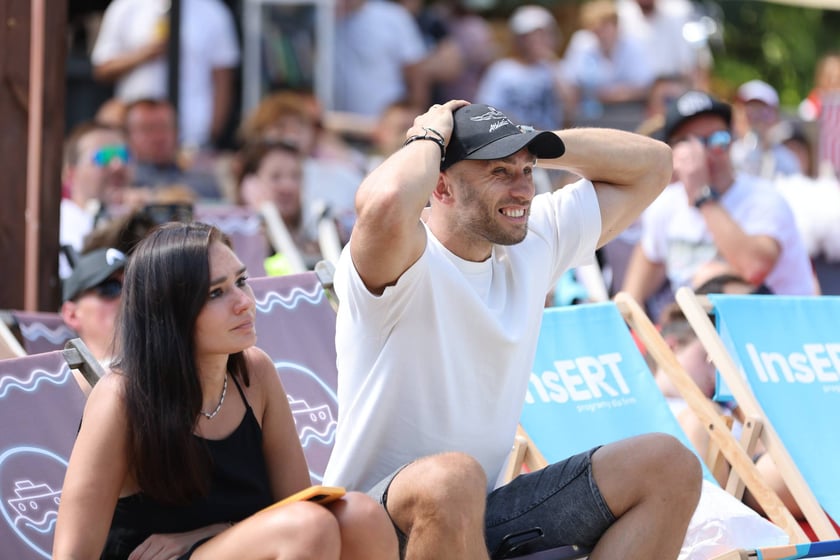 Finałowy mecz Polska-Francja  w siatkówce mężczyzn - Strefa Kibica w Porcie Węglowym we Wrocławiu