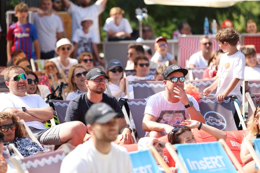 Finałowy mecz Polska-Francja  w siatkówce mężczyzn - Strefa Kibica w Porcie Węglowym we Wrocławiu