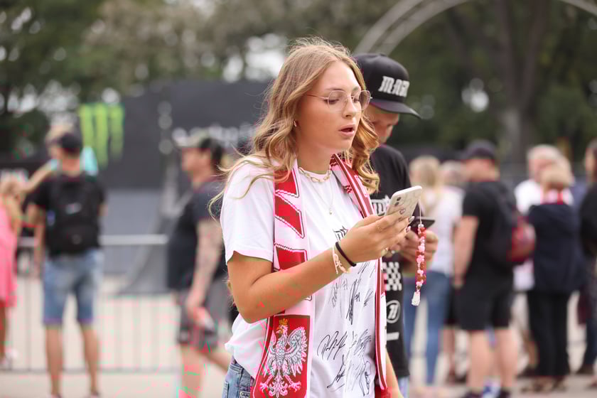 Żużel na Olimpijskim. Na zdjęciu kibice