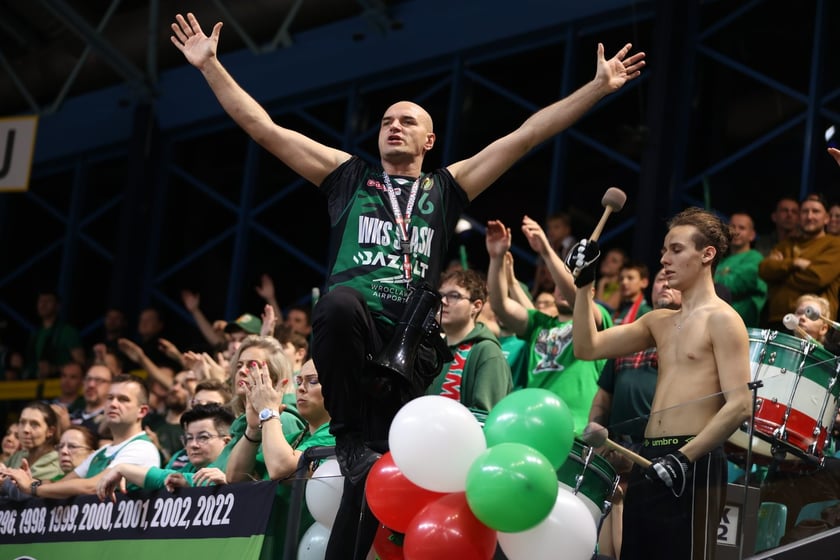 Kibiece w Hali Orbita na meczu WKS Śląsk Wrocław - Dziki Warszawa