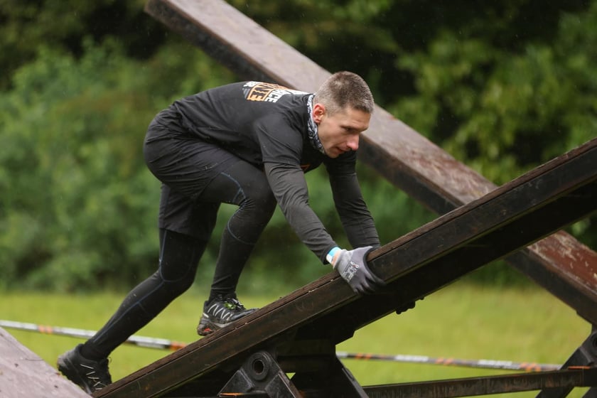 Uczestnicy Survival Race Wrocław 2025