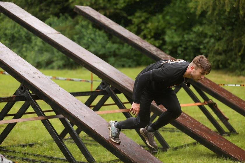 Uczestnicy Survival Race Wrocław 2025