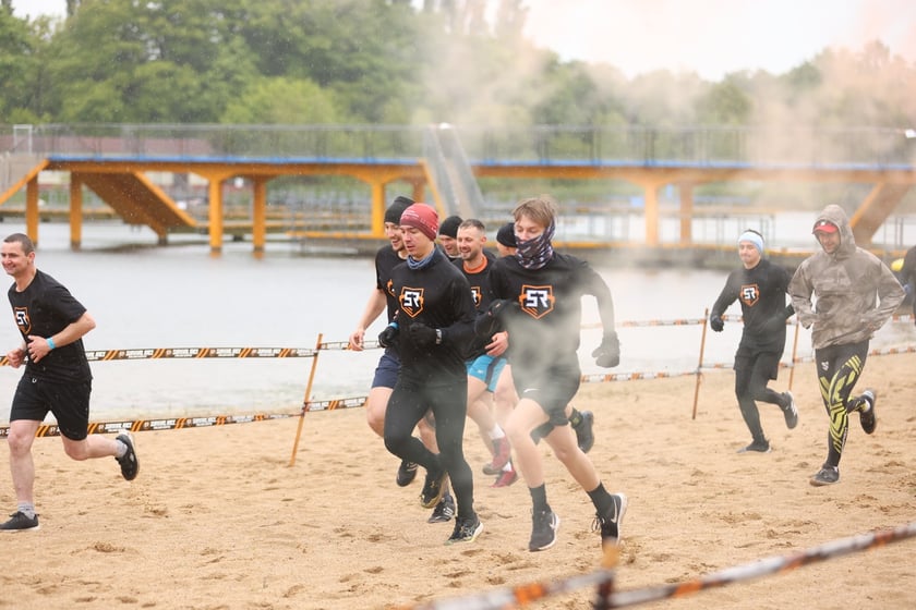 Uczestnicy Survival Race Wrocław 2025