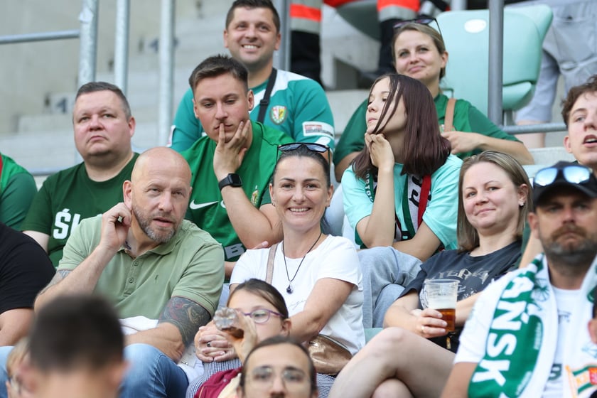 Mecz Śląsk-Wrocław vs Wieczysta Krak&oacute;w. Remis, a kibice na medal
