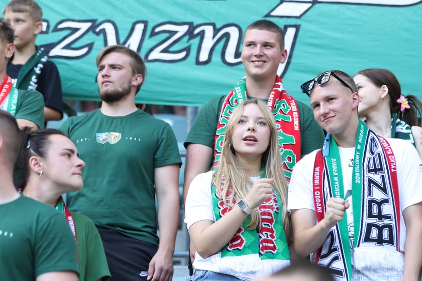 Mecz Śląsk-Wrocław vs Wieczysta Krak&oacute;w. Remis, a kibice na medal