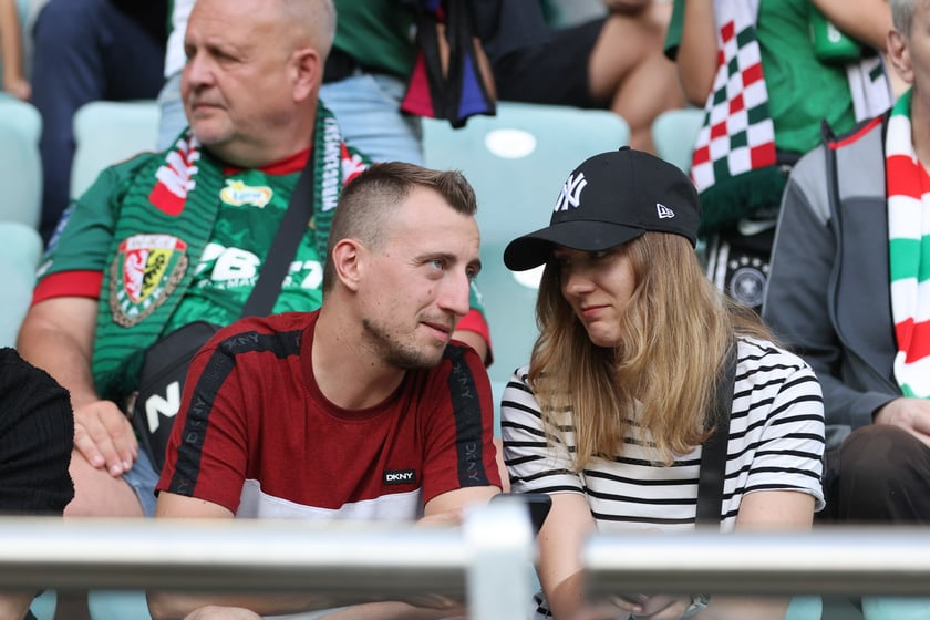 Mecz Śląsk-Wrocław vs Wieczysta Krak&oacute;w. Remis, a kibice na medal