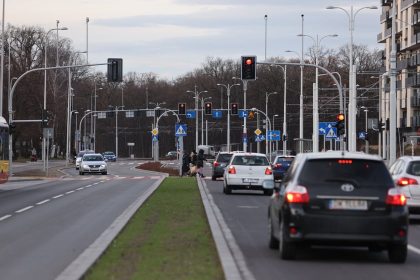 Ulica Powowicka pierwszego dnia po remoncie