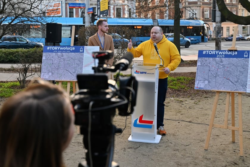 Krzysztof Balawejder, prezes MPK, konferencja MPK, podsumowująca i zapowiadająca #TORYwolucję