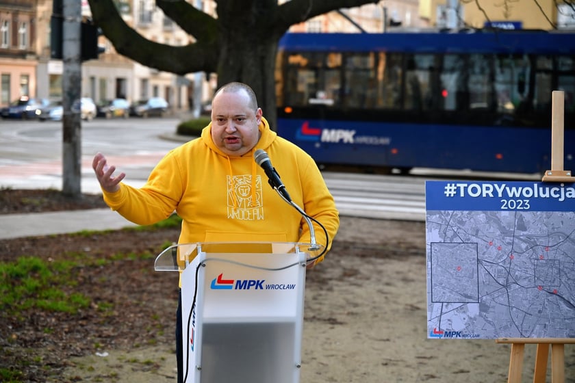 Krzysztof Balawejder, prezes MPK, konferencja MPK, podsumowująca i zapowiadająca #TORYwolucję