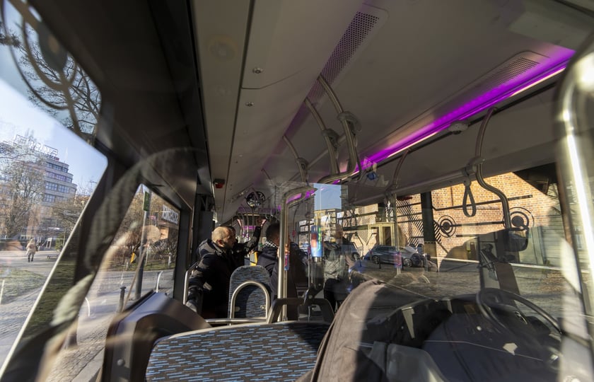 Wrocław testuje kolejny ekologiczny autobus na liniach aglomeracyjnych. Elektryczny MAN Lion?s City wyjedzie na ulice już w najbliższą sobotę (11 lutego).