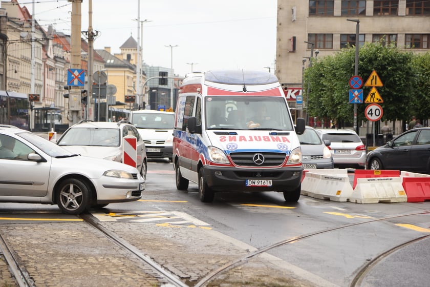 24 czerwca - pierwszy dzień wymiany sieci ciepłowniczej pod ulicą Kazimierza Wielkiego