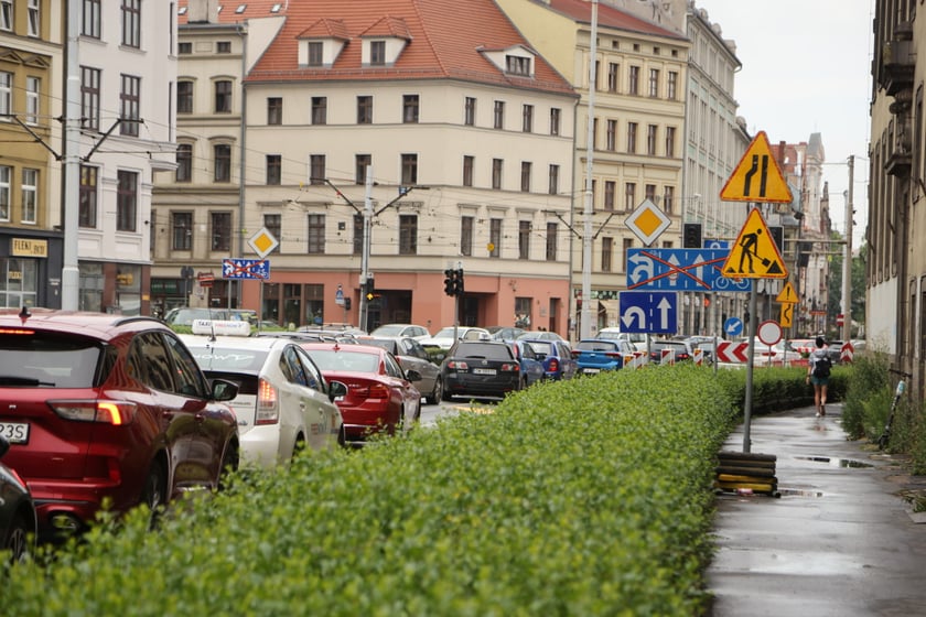 24 czerwca - pierwszy dzień wymiany sieci ciepłowniczej pod ulicą Kazimierza Wielkiego