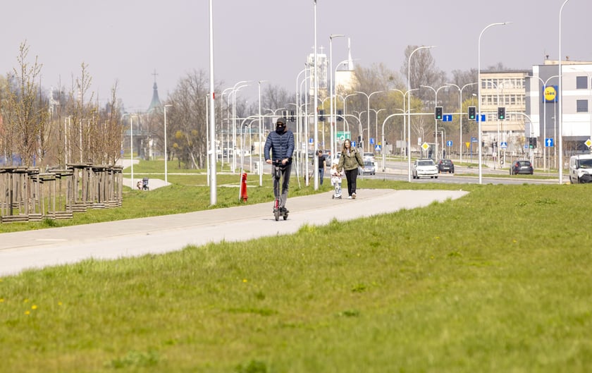Podpisanie umowy na budowę trasy komunikacji zbiorowej na Jagodno, kwiecień 2023