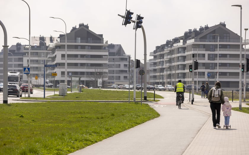 Podpisanie umowy na budowę trasy komunikacji zbiorowej na Jagodno, kwiecień 2023