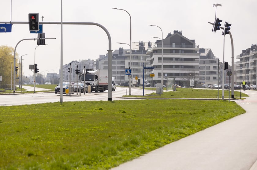 Podpisanie umowy na budowę trasy komunikacji zbiorowej na Jagodno, kwiecień 2023