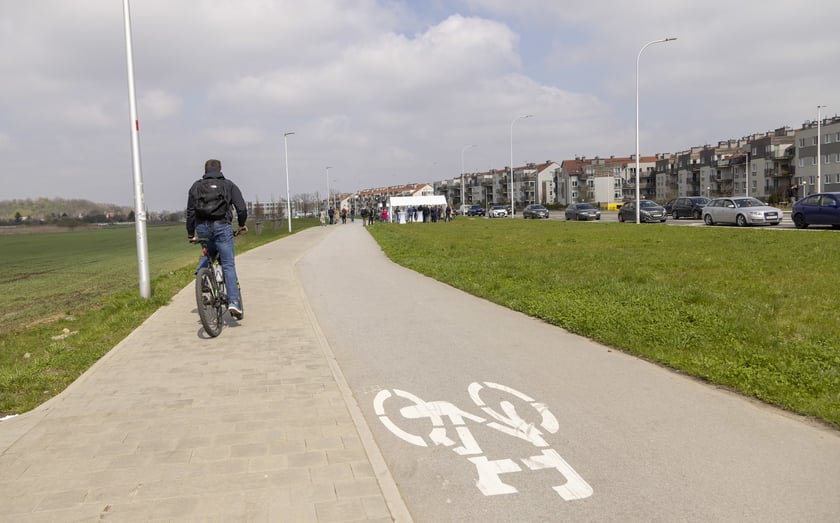 Podpisanie umowy na budowę trasy komunikacji zbiorowej na Jagodno, kwiecień 2023