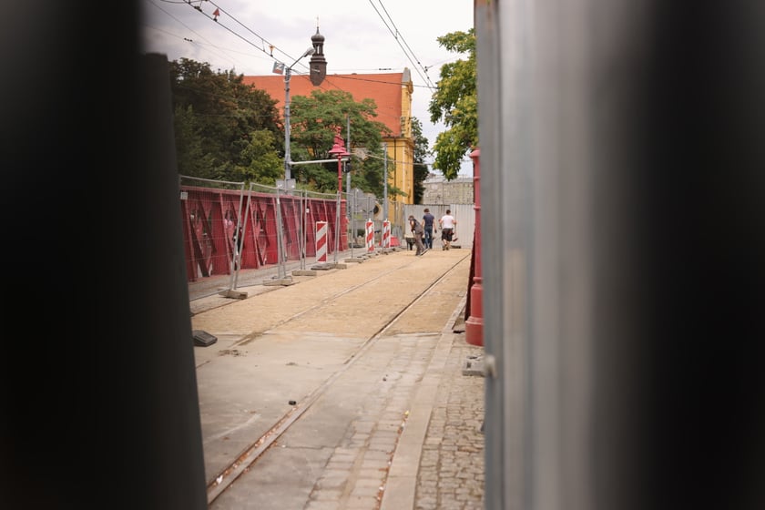 Remont mostu Piaskowego dobiega końca. Trwają ostatnie prace wykończeniowe.