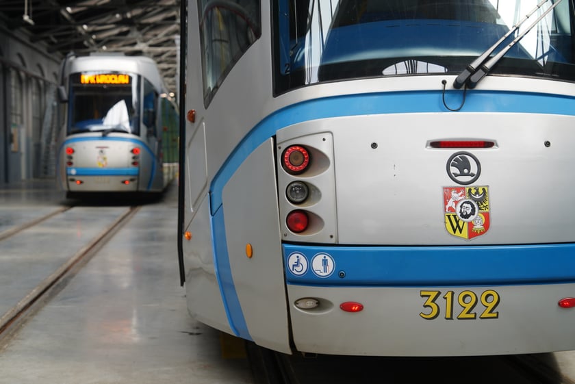 Dwukierunkowe tramwaje Skoda 19T przejdą gruntowną modernizację.